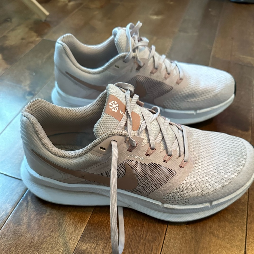 Women’s Nike. Size 9.5